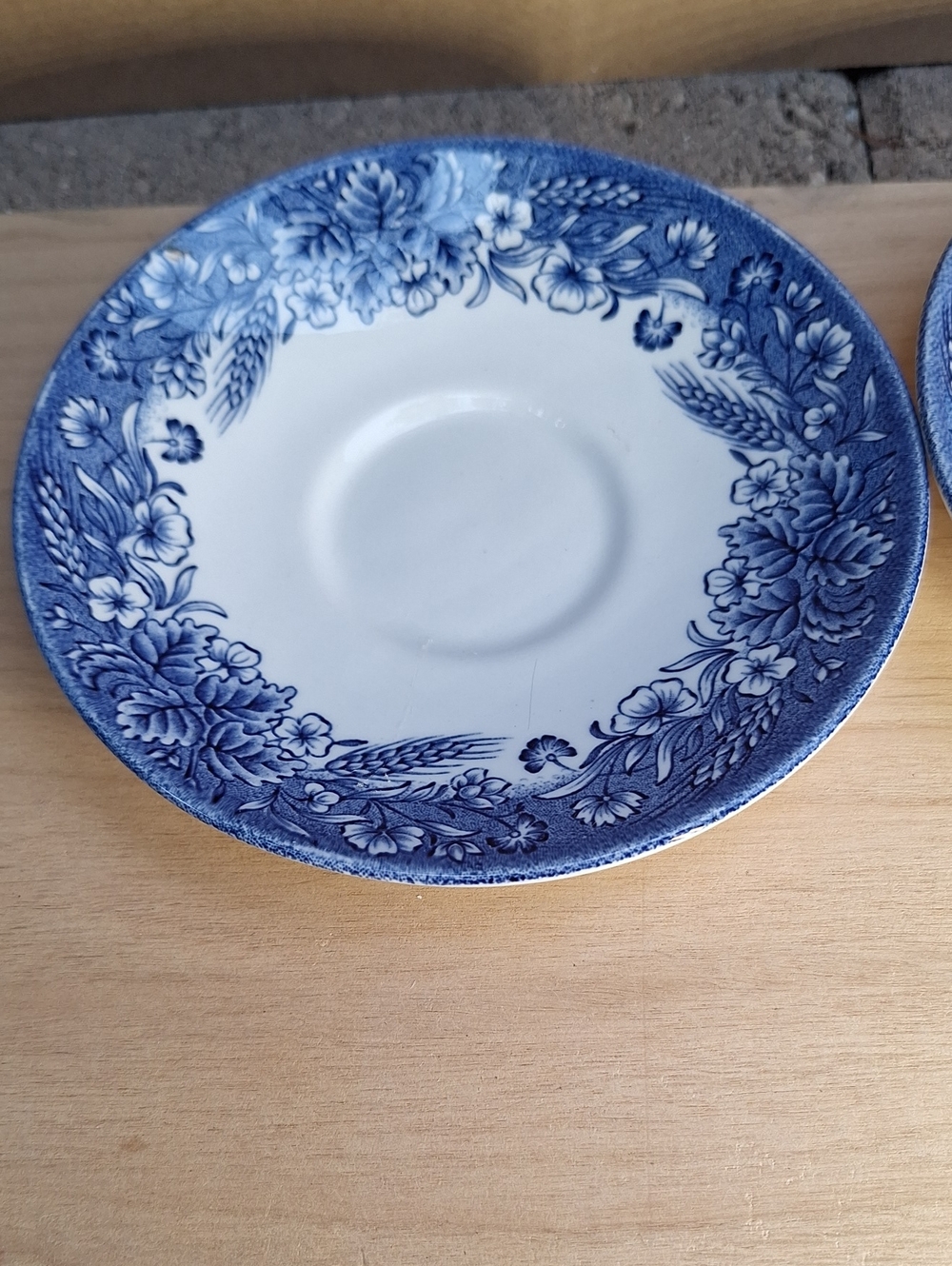 Churchill China England white ceramic 2 saucers blue and white - Picture 2 of 9